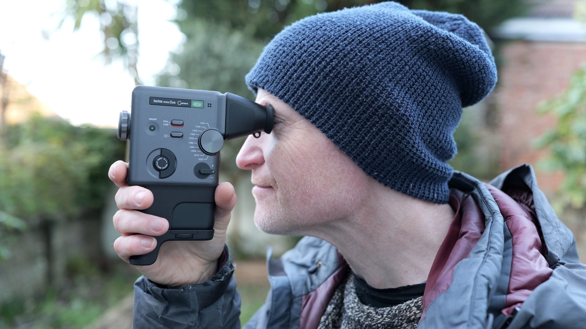 instax-mini-evo-cinema-header-1
